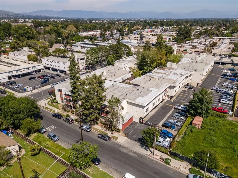 20234 Cantara Street #231 Winnetka, CA 91306
