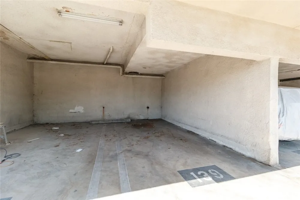 20234 Cantara Street #231 Winnetka, CA 91306