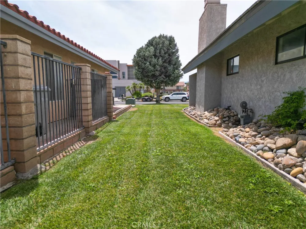 18180 Lakeview Victorville, CA 92395