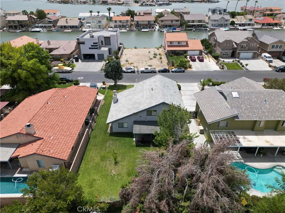 18180 Lakeview Victorville, CA 92395