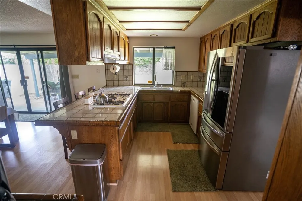 18180 Lakeview Victorville, CA 92395