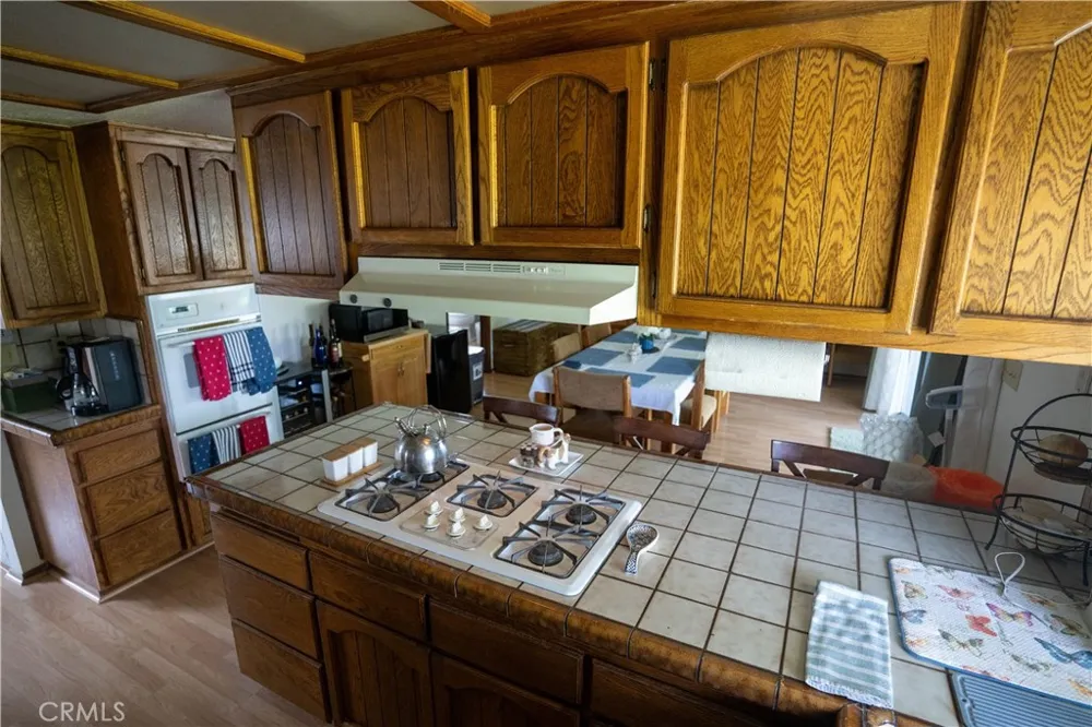 18180 Lakeview Victorville, CA 92395