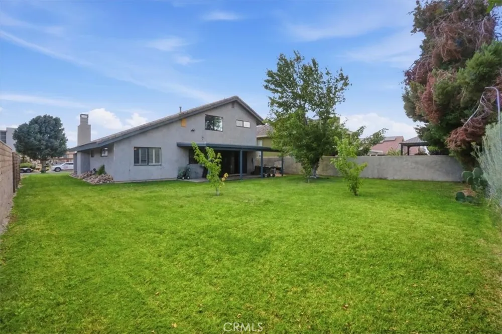 18180 Lakeview Victorville, CA 92395