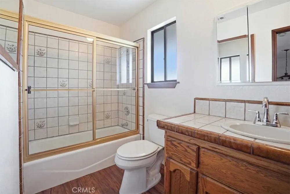 18180 Lakeview Victorville, CA 92395