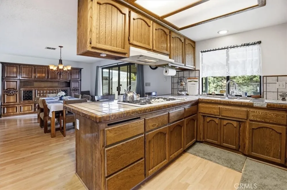 18180 Lakeview Victorville, CA 92395