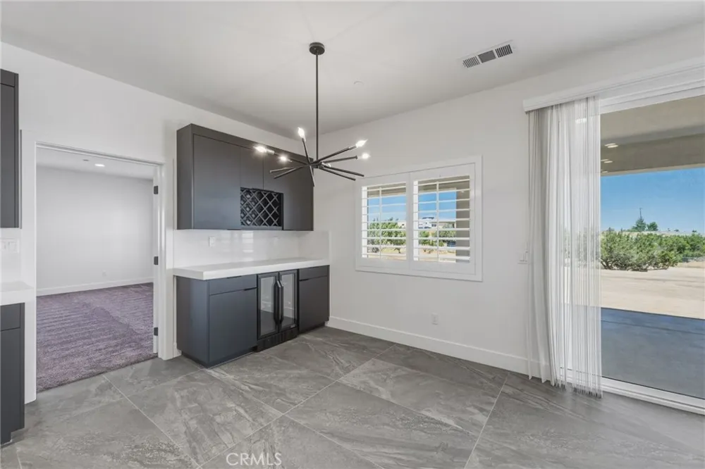 12026 Belmont Road Oak Hills, CA 92344