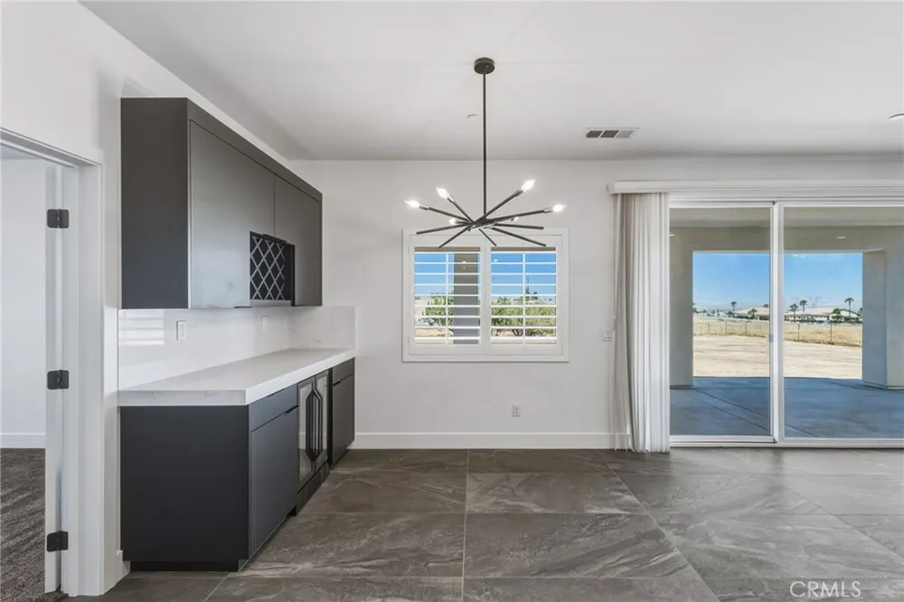 12026 Belmont Road Oak Hills, CA 92344