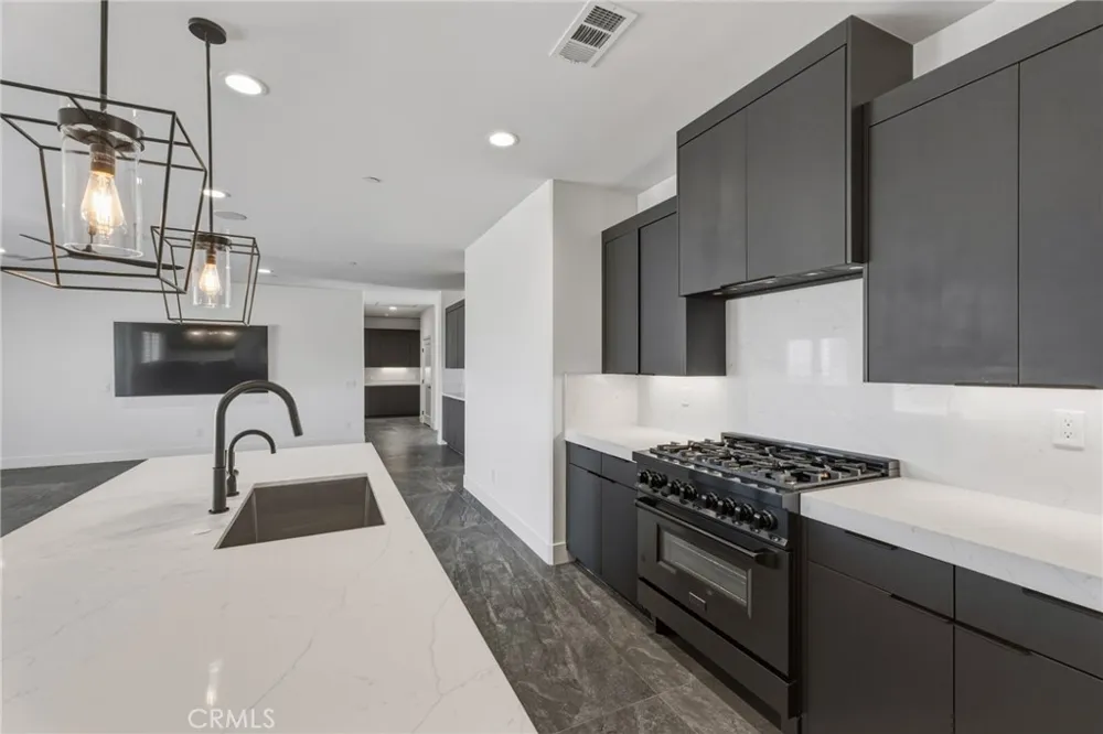 12026 Belmont Road Oak Hills, CA 92344