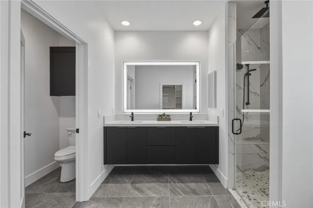 12026 Belmont Road Oak Hills, CA 92344