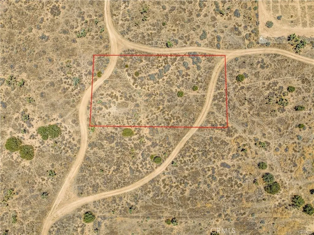 759 La Mirada Phelan, CA 92371