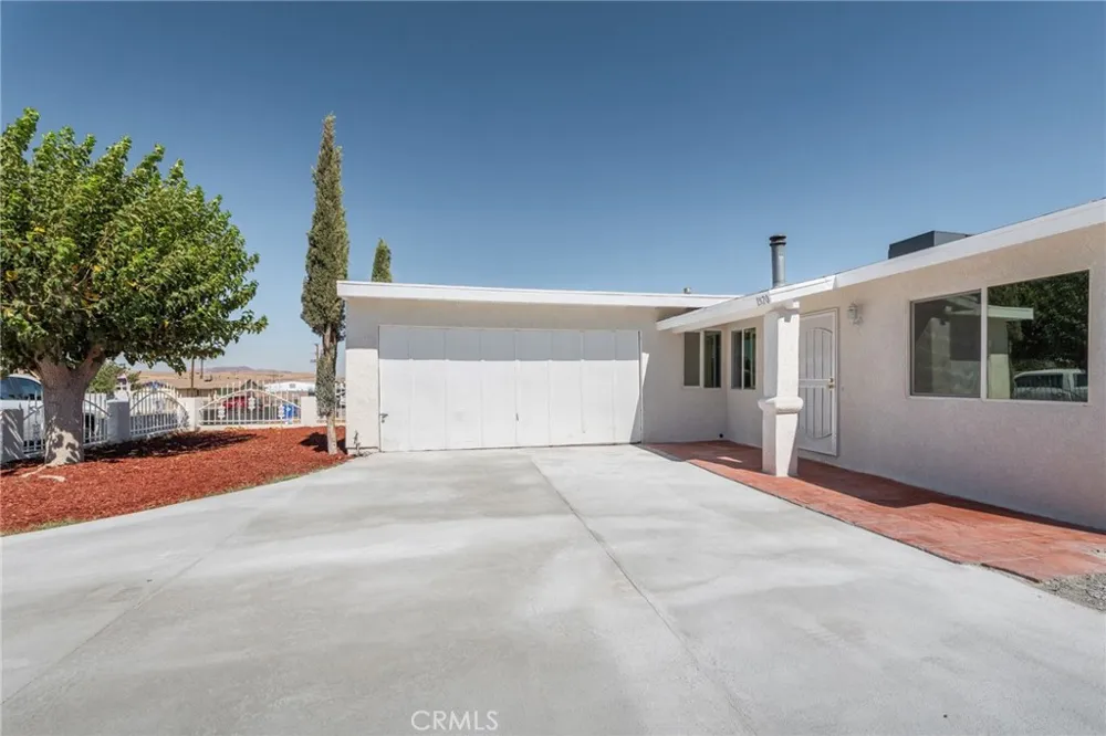 1520 Armory Barstow, CA 92311