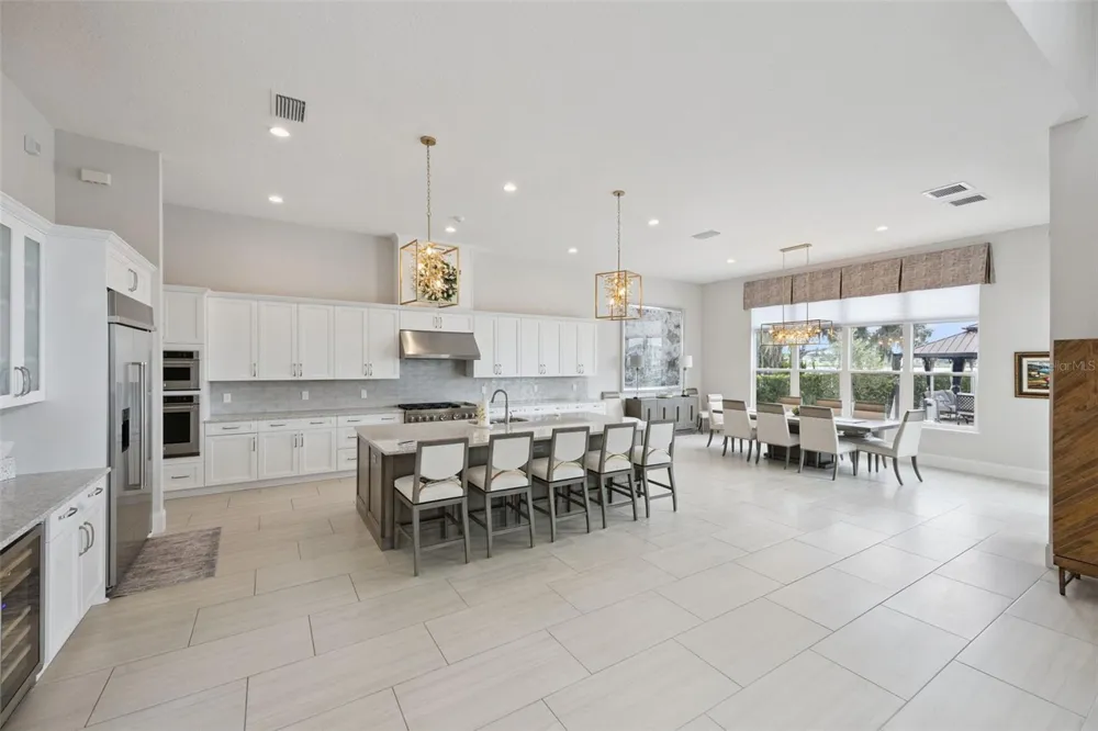 15421 PENDIO DRIVE Montverde, FL 34756