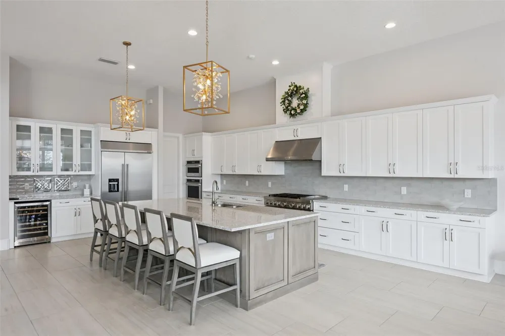 15421 PENDIO DRIVE Montverde, FL 34756