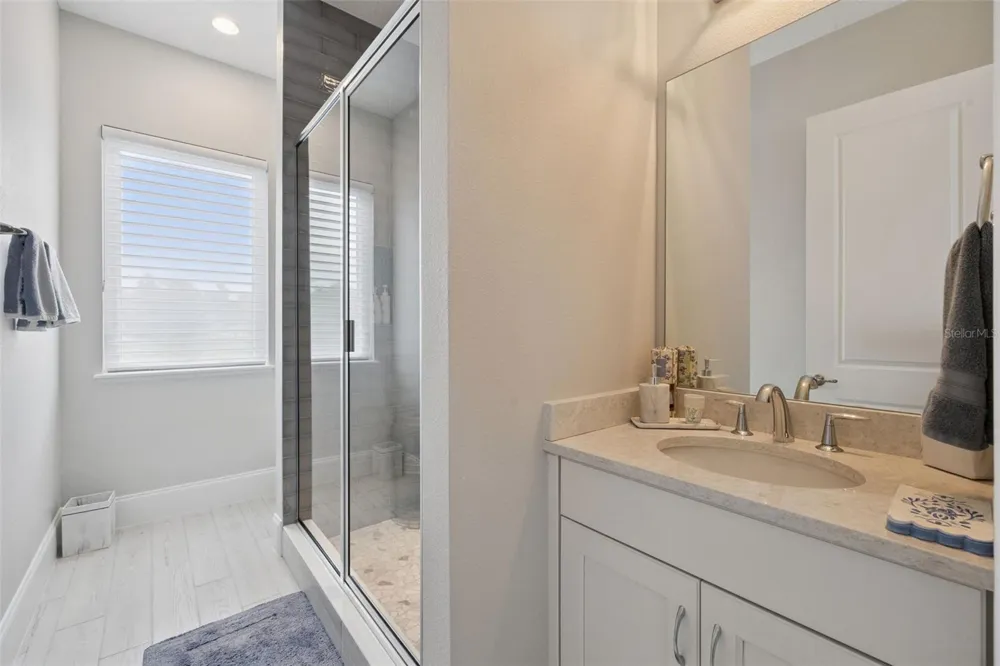 15421 PENDIO DRIVE Montverde, FL 34756