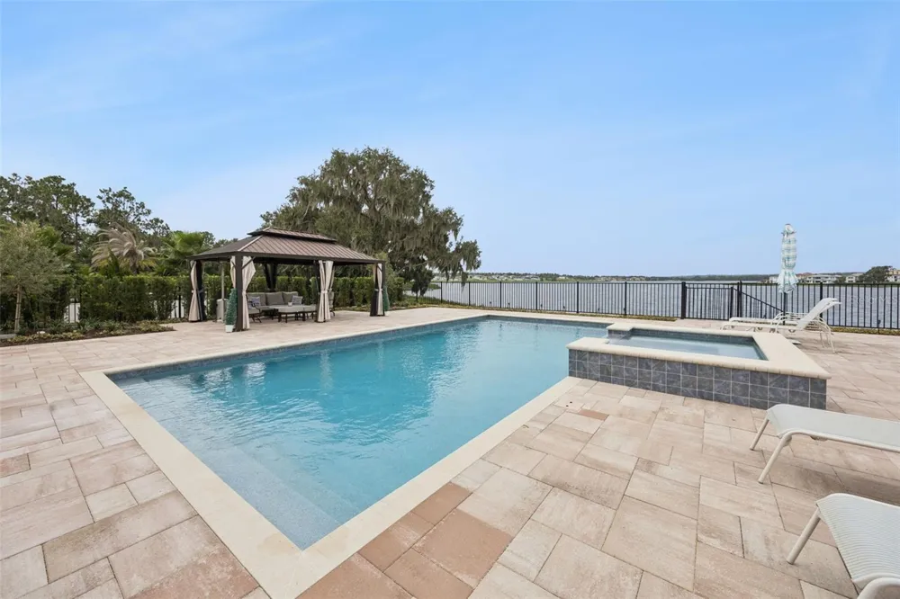 15421 PENDIO DRIVE Montverde, FL 34756
