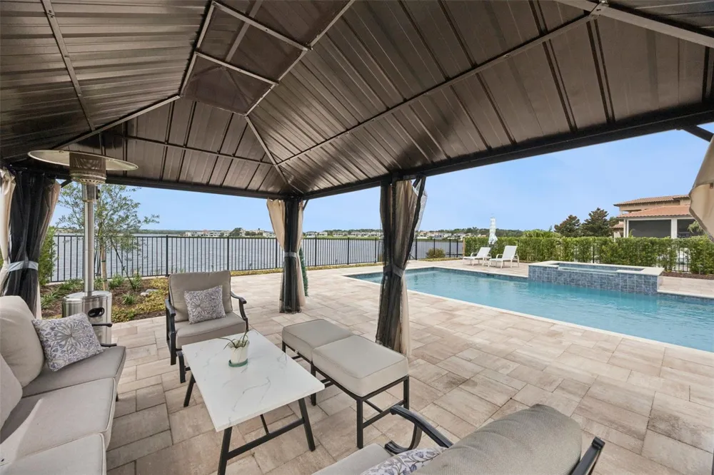 15421 PENDIO DRIVE Montverde, FL 34756