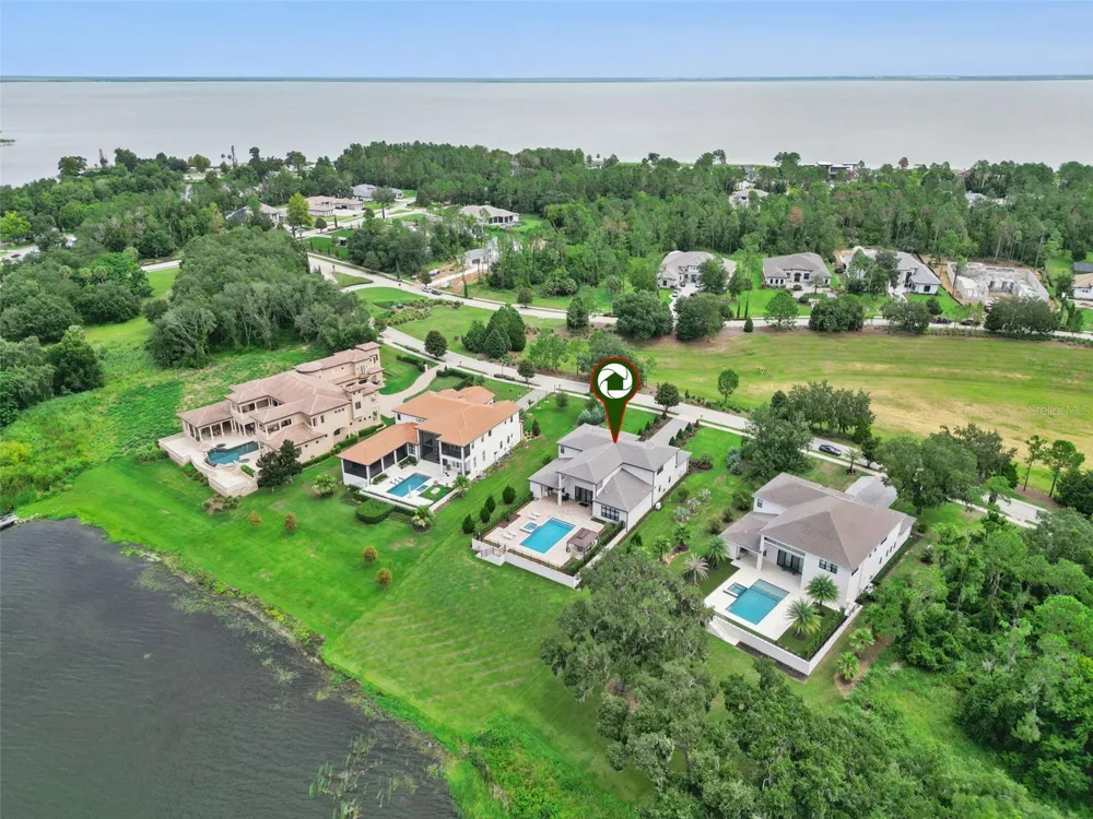 15421 PENDIO DRIVE Montverde, FL 34756