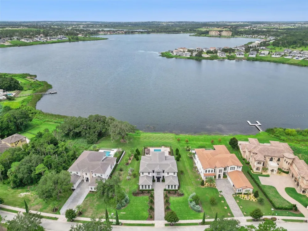 15421 PENDIO DRIVE Montverde, FL 34756
