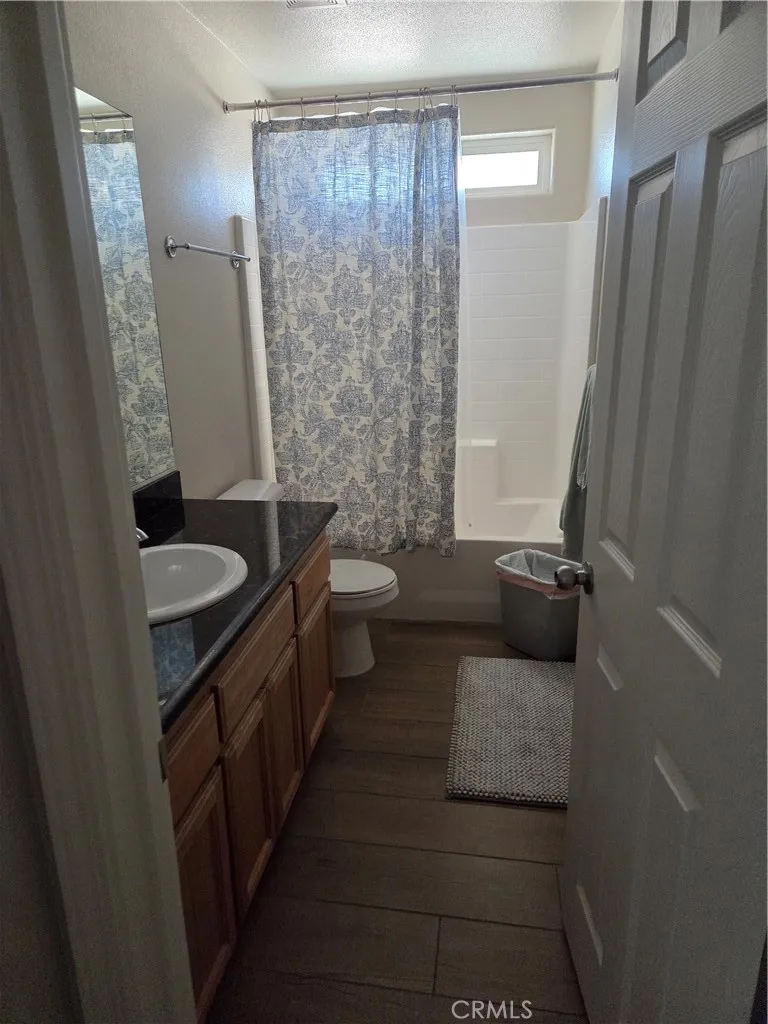 16118 OCOTILLA RD Apple Valley, CA 92307