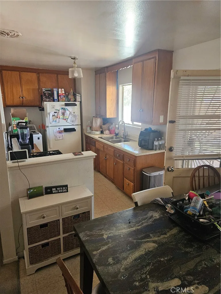 620 Sunset Court Barstow, CA 92311