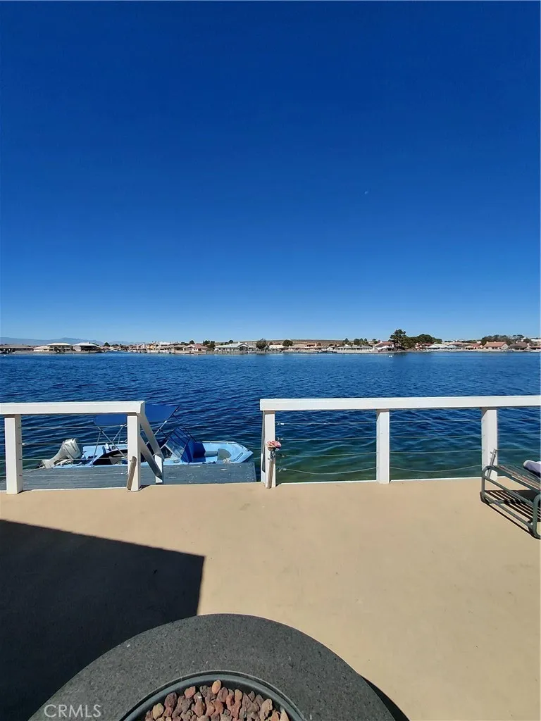 27564 Lakeview Helendale, CA 92342