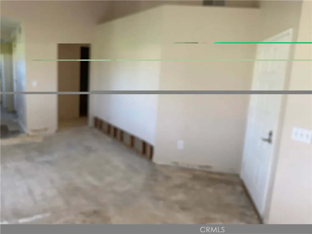 573 La Costa Dr Banning, CA 92220