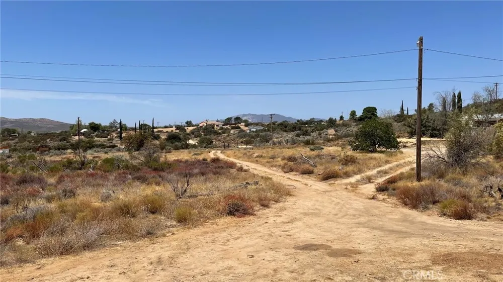 41450 Apple Road Anza, CA 92539