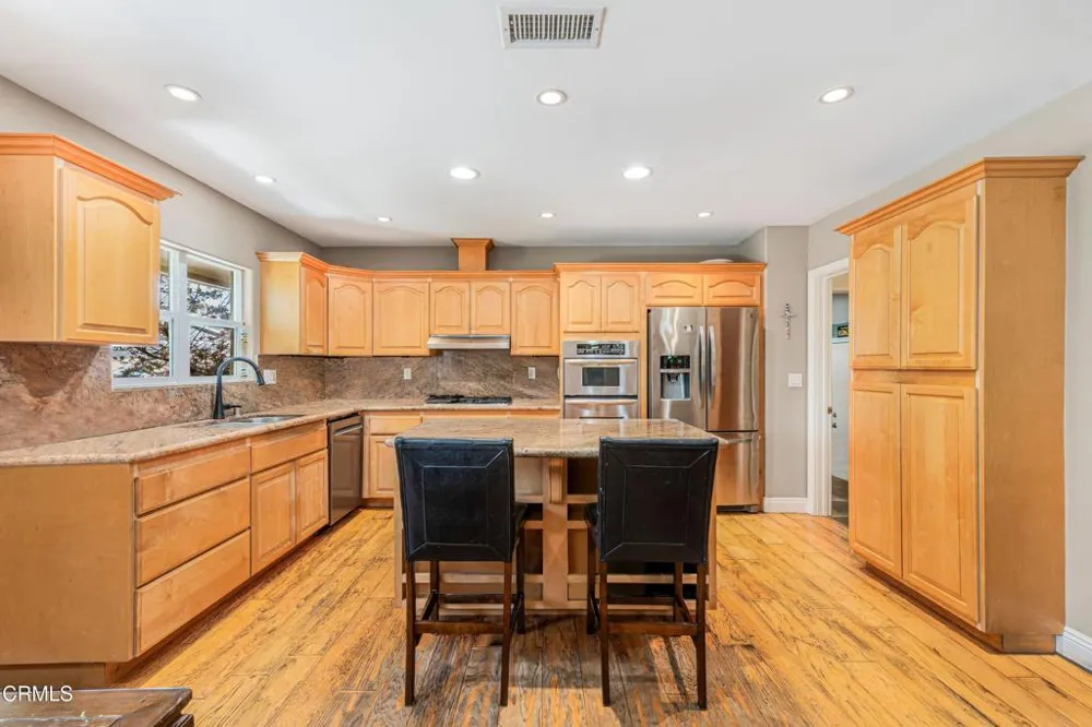 936 El Segundo Drive Thousand Oaks, CA 91362