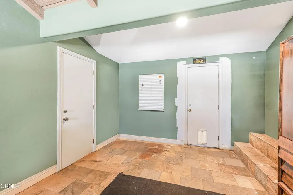 936 El Segundo Drive Thousand Oaks, CA 91362