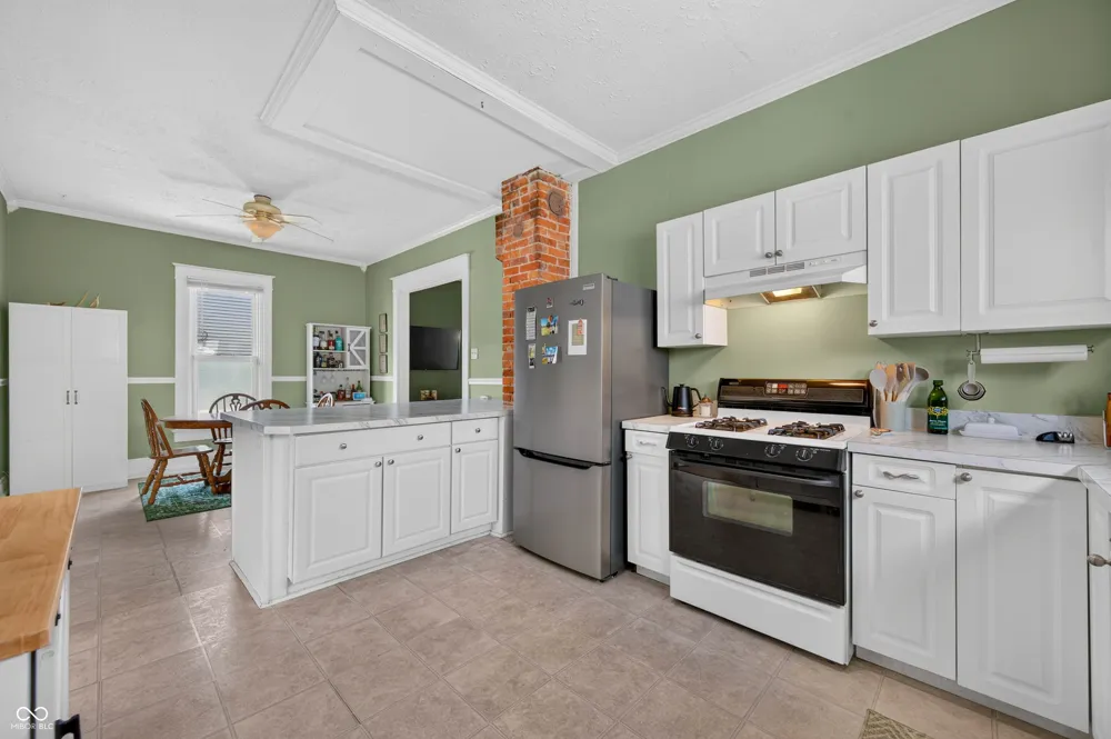 197 Hurricane Street Franklin, IN 46131