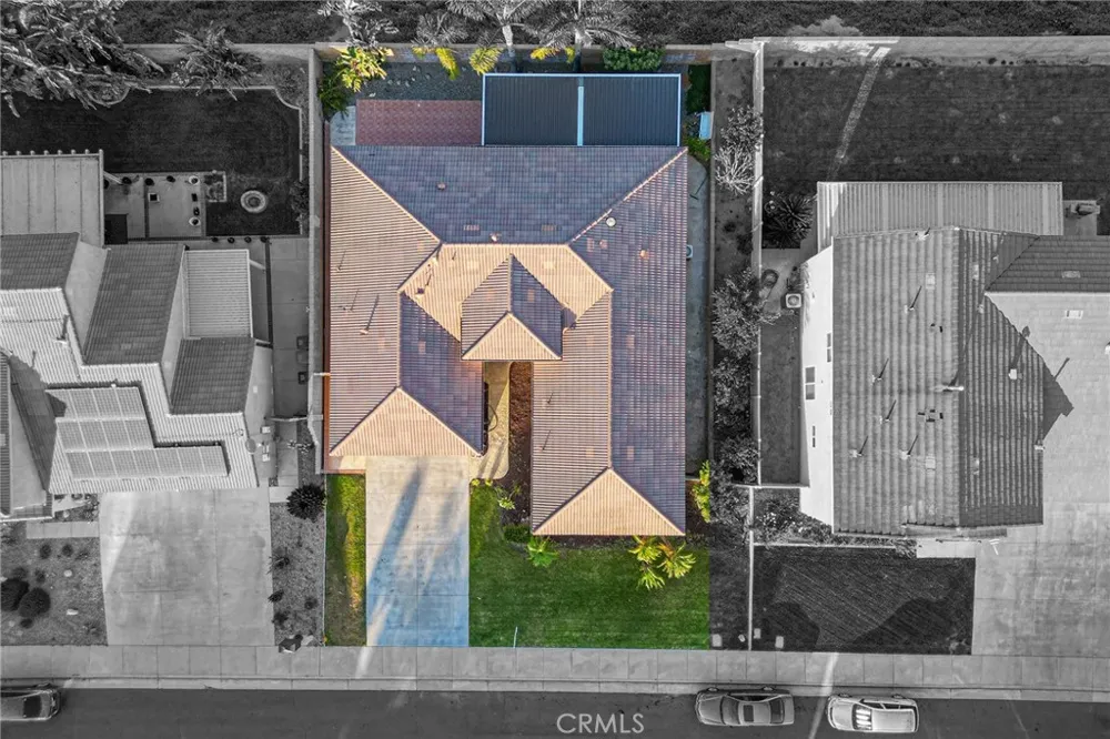 17886 Robusta Riverside, CA 92503