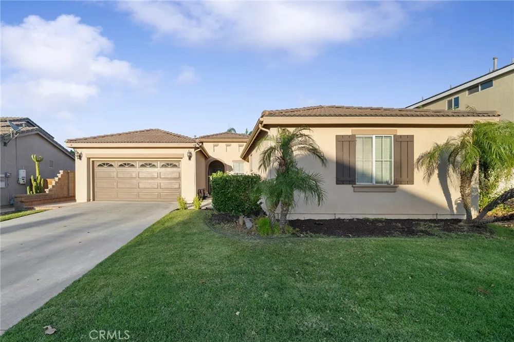 17886 Robusta Riverside, CA 92503