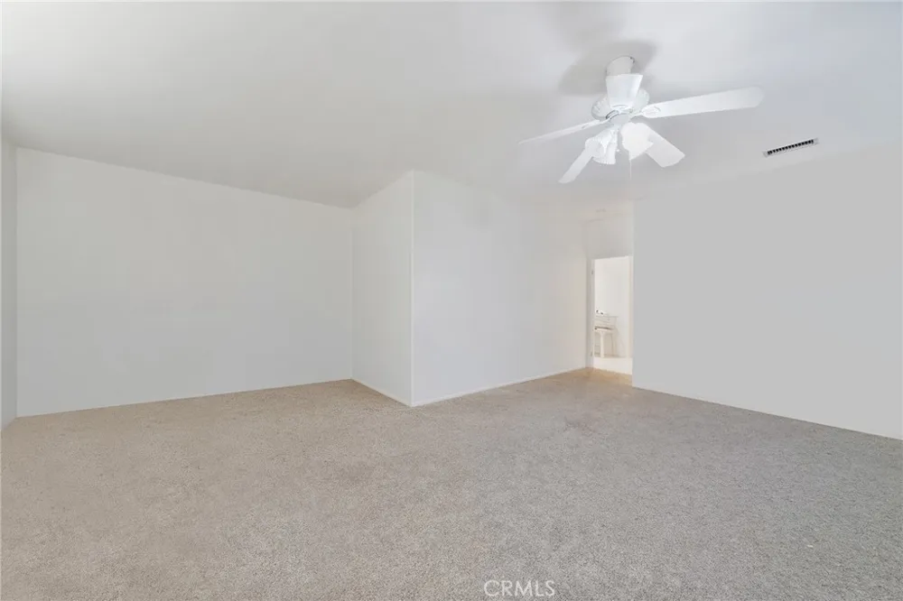 17886 Robusta Riverside, CA 92503