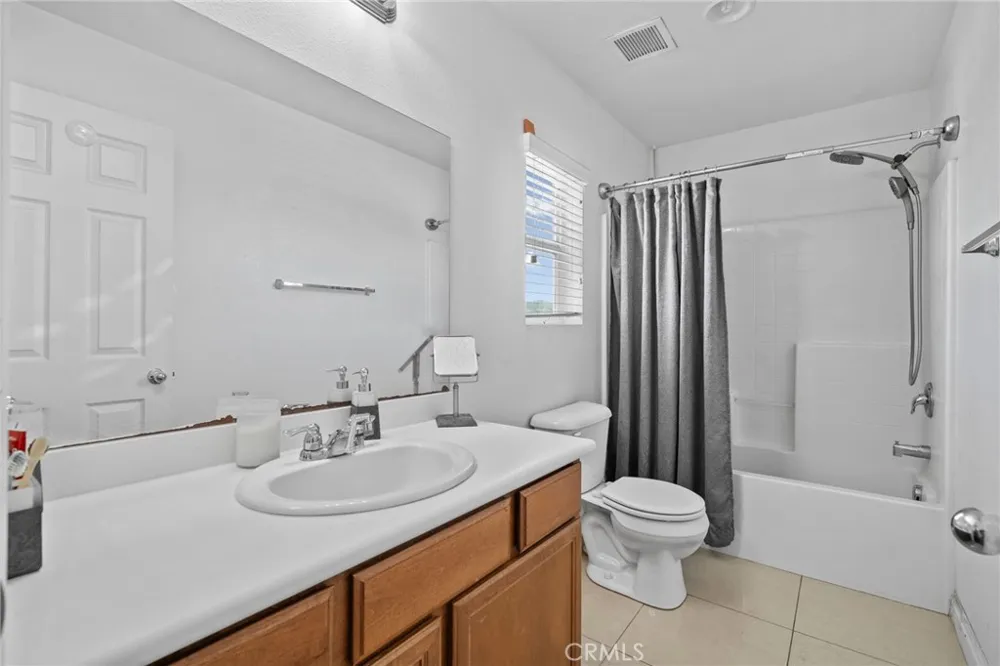 4247 Solomon Street Jurupa Valley, CA 92509