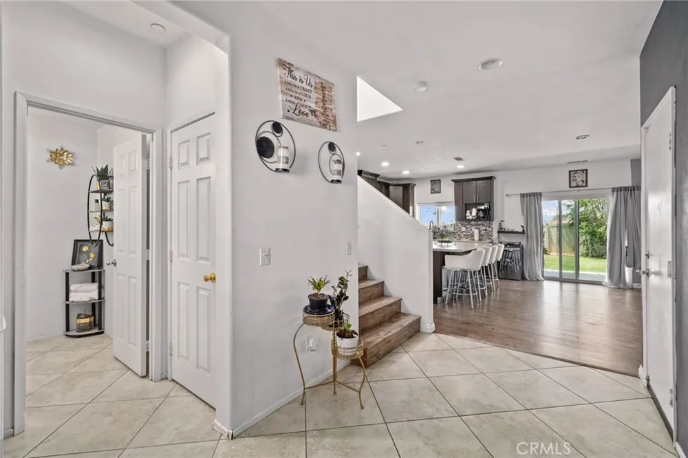 4247 Solomon Street Jurupa Valley, CA 92509