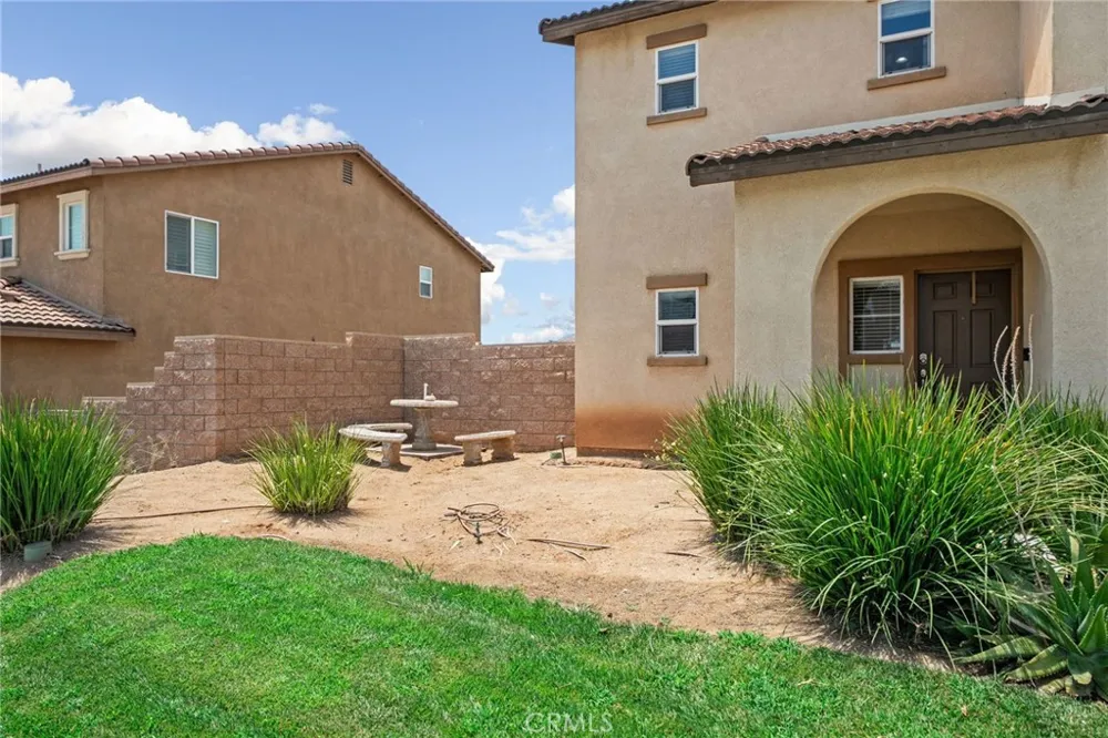 4247 Solomon Street Jurupa Valley, CA 92509