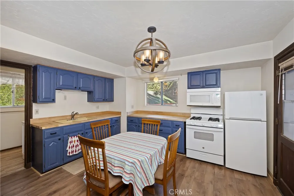 1124 Myrtle Avenue Big Bear City, CA 92314