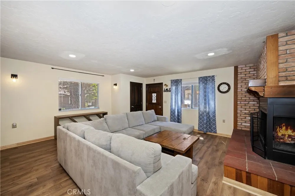 1124 Myrtle Avenue Big Bear City, CA 92314