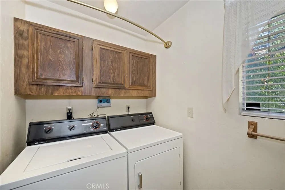 1124 Myrtle Avenue Big Bear City, CA 92314