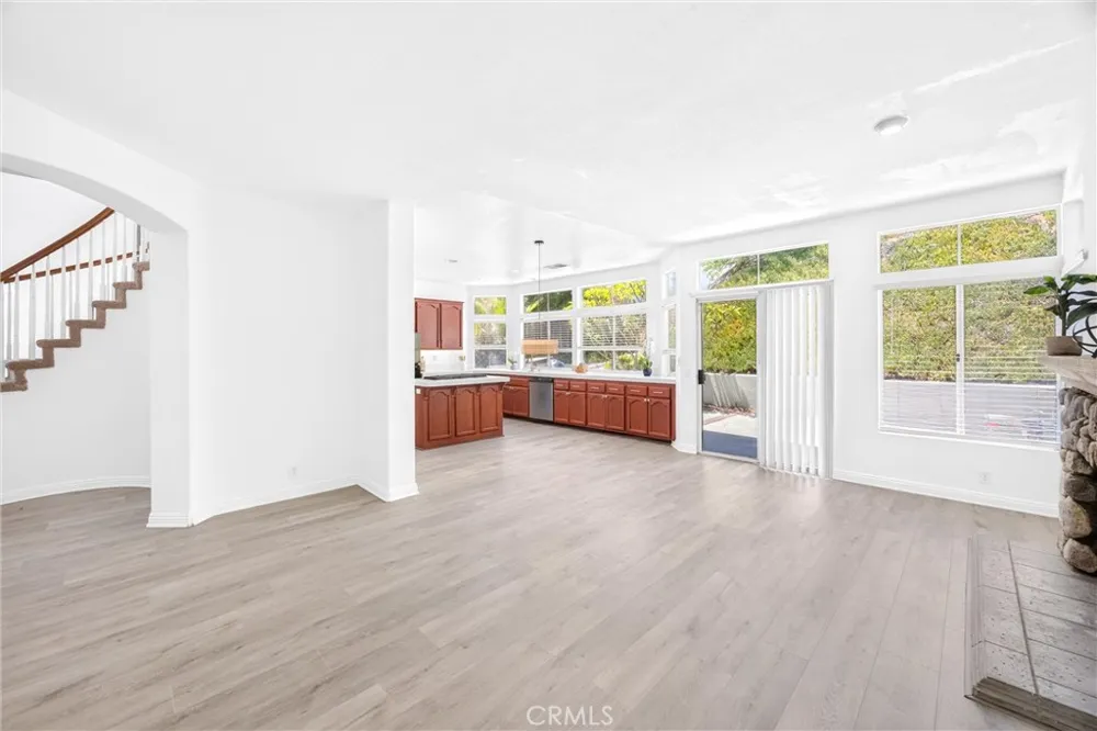 476 Somerset Cir Corona, CA 92879