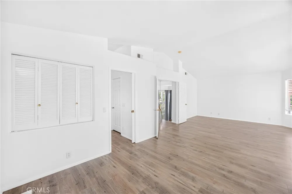 476 Somerset Cir Corona, CA 92879