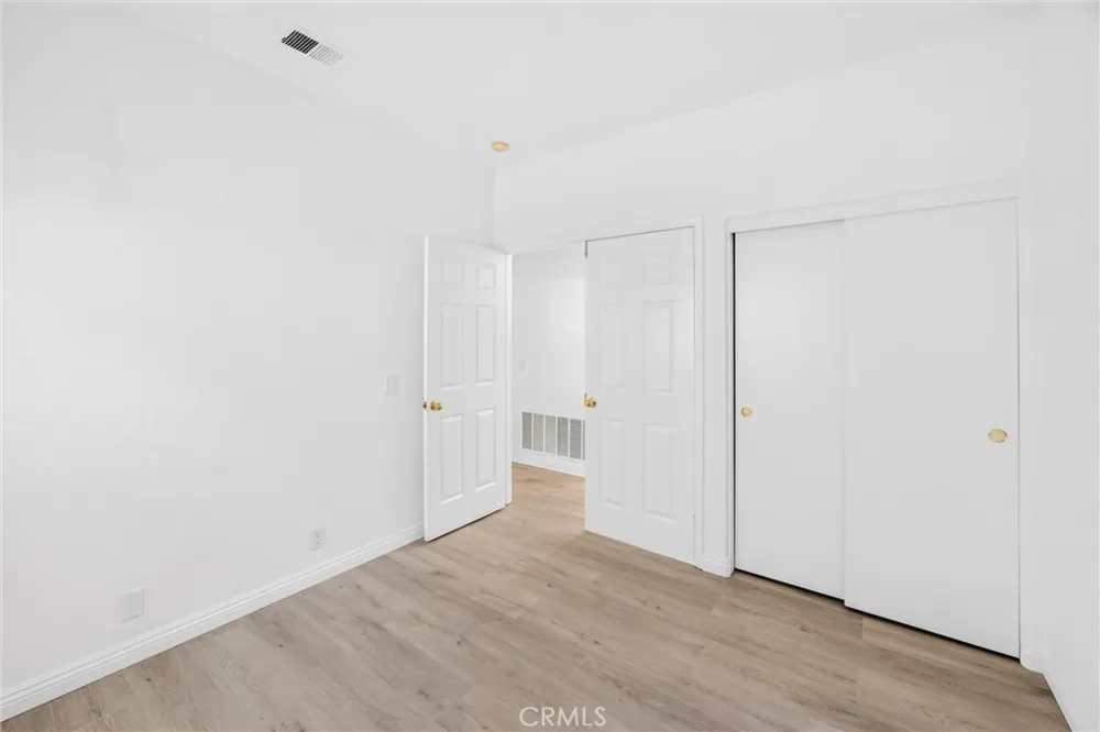 476 Somerset Cir Corona, CA 92879