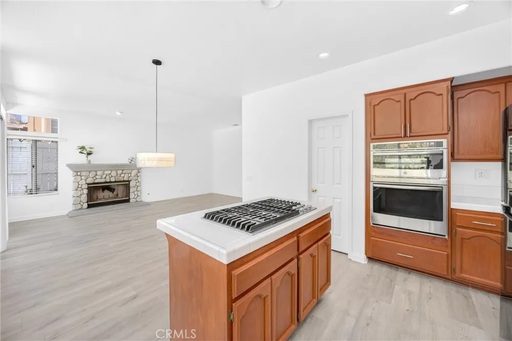 476 Somerset Cir Corona, CA 92879