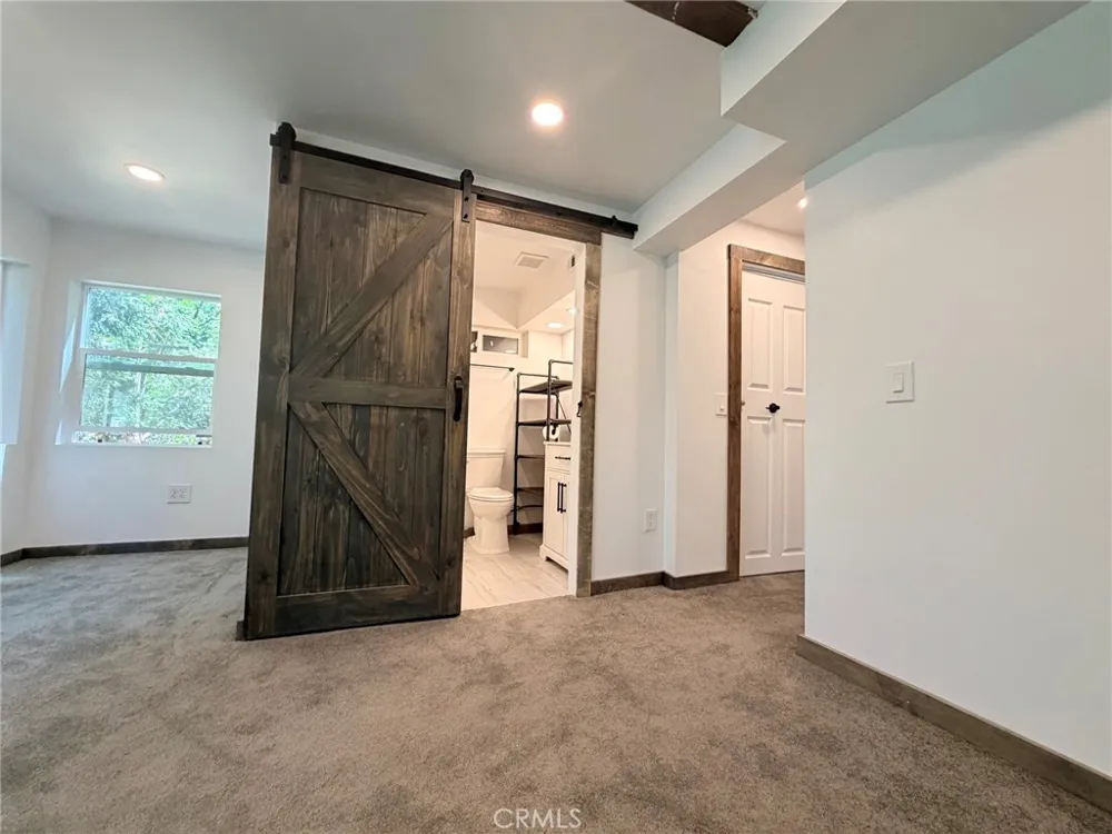 659 Virginia Ct. Court Lake Arrowhead, CA 92352