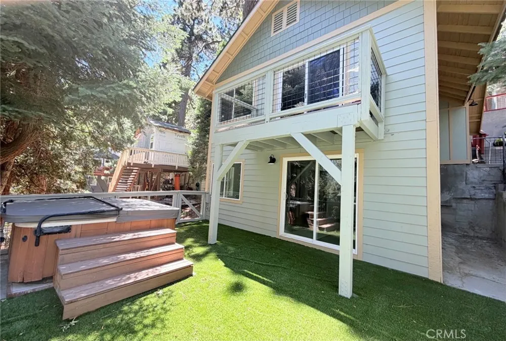 659 Virginia Ct. Court Lake Arrowhead, CA 92352