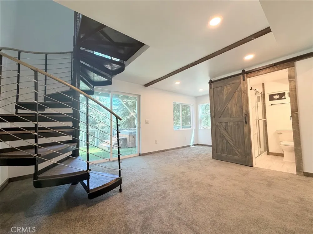 659 Virginia Ct. Court Lake Arrowhead, CA 92352