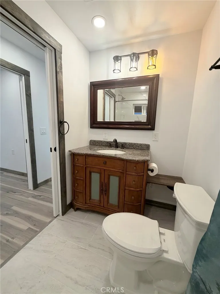 659 Virginia Ct. Court Lake Arrowhead, CA 92352