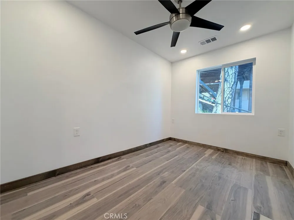 659 Virginia Ct. Court Lake Arrowhead, CA 92352