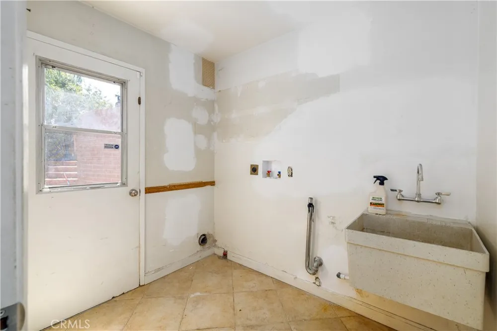 1871 Garretson Corona, CA 92879
