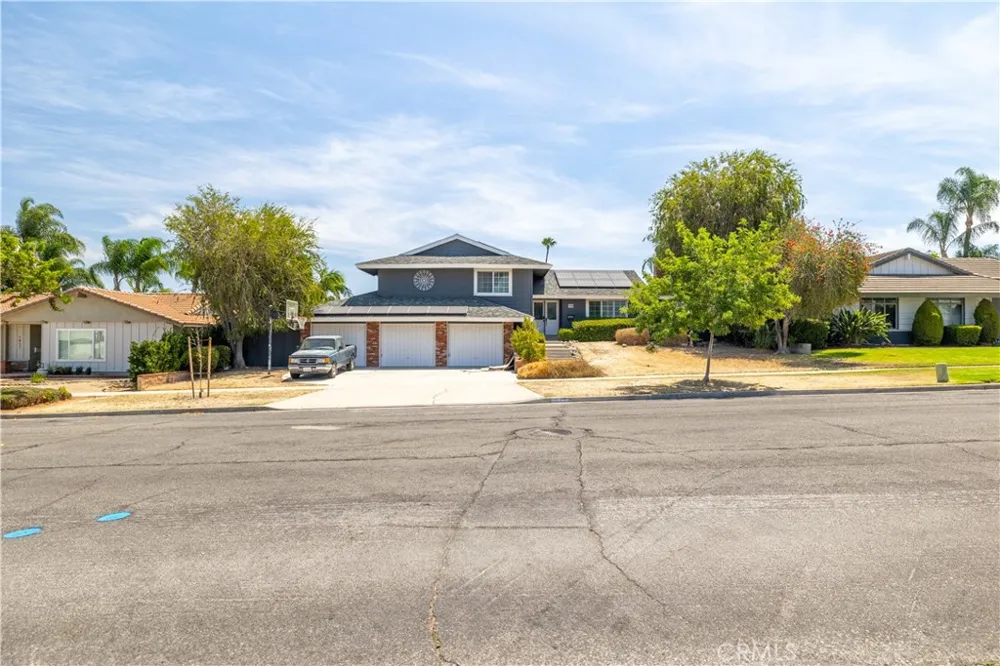 1871 Garretson Corona, CA 92879